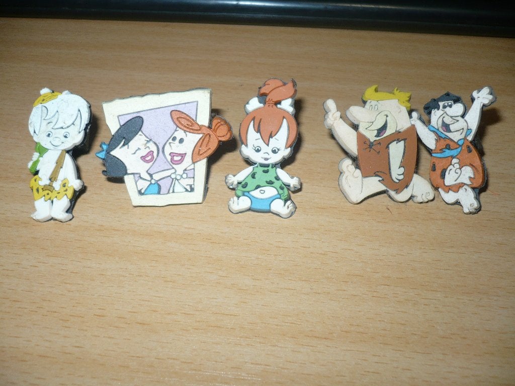13 poppetjes en een stripboek van de flintstones, Verzamelen, Ophalen of Verzenden, Zo goed als nieuw
