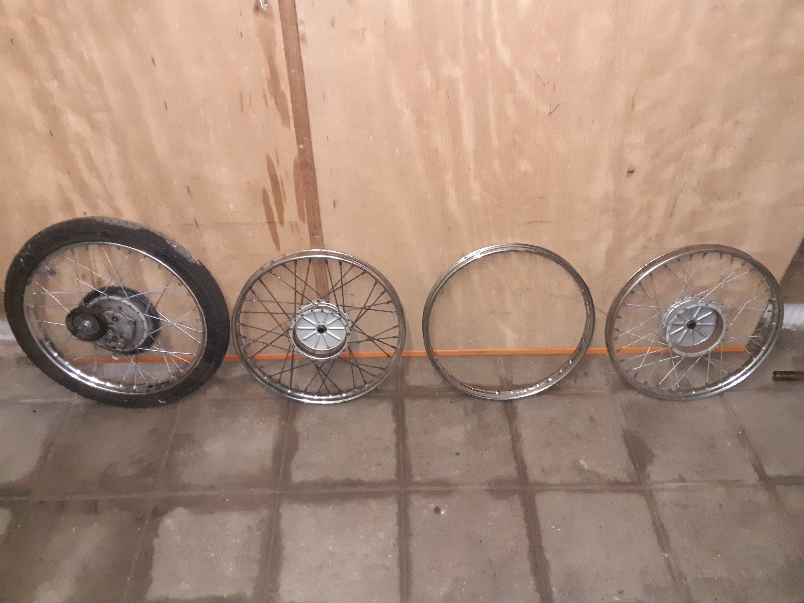 Piaggio Vespa Ciao C7 spaak wielen velg, Ophalen of Verzenden, Overige typen, Overige merken