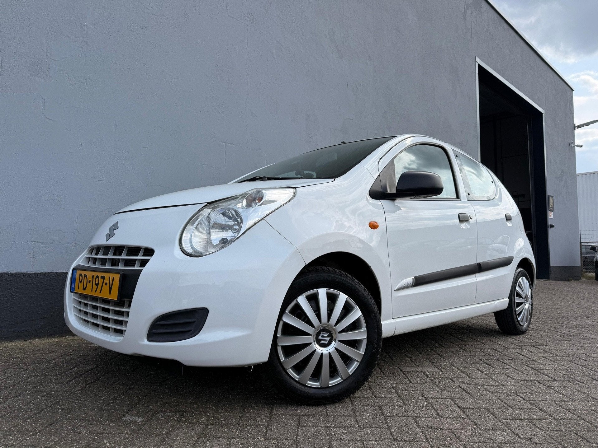 Suzuki Alto 1.0 Comfort Automaat - Airco, Euro 5, Gebruikt, Emergency brake assist, Bedrijf