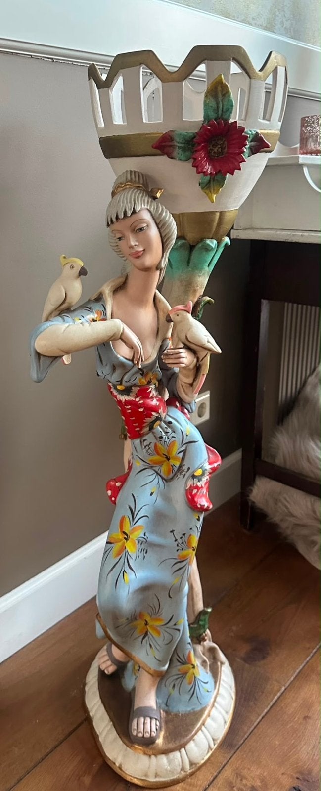 Grote vintage Spaanse dame met vogels en bloemen, Ophalen, Gebruikt, Mens