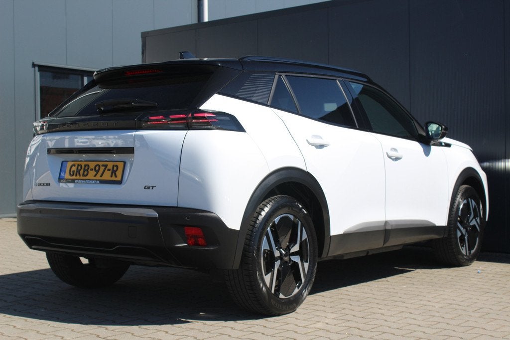 Peugeot e-2008 EV GT 54 kWh | Incl. 12 maanden garantie | SO, Auto's, Peugeot, 12 maanden, Gebruikt, Zwart, 156 pk