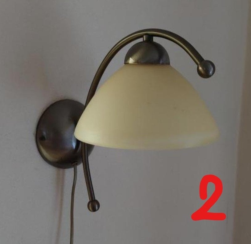 Tafel stoelen lampen spiegel kastje bankje inboedel, Ophalen