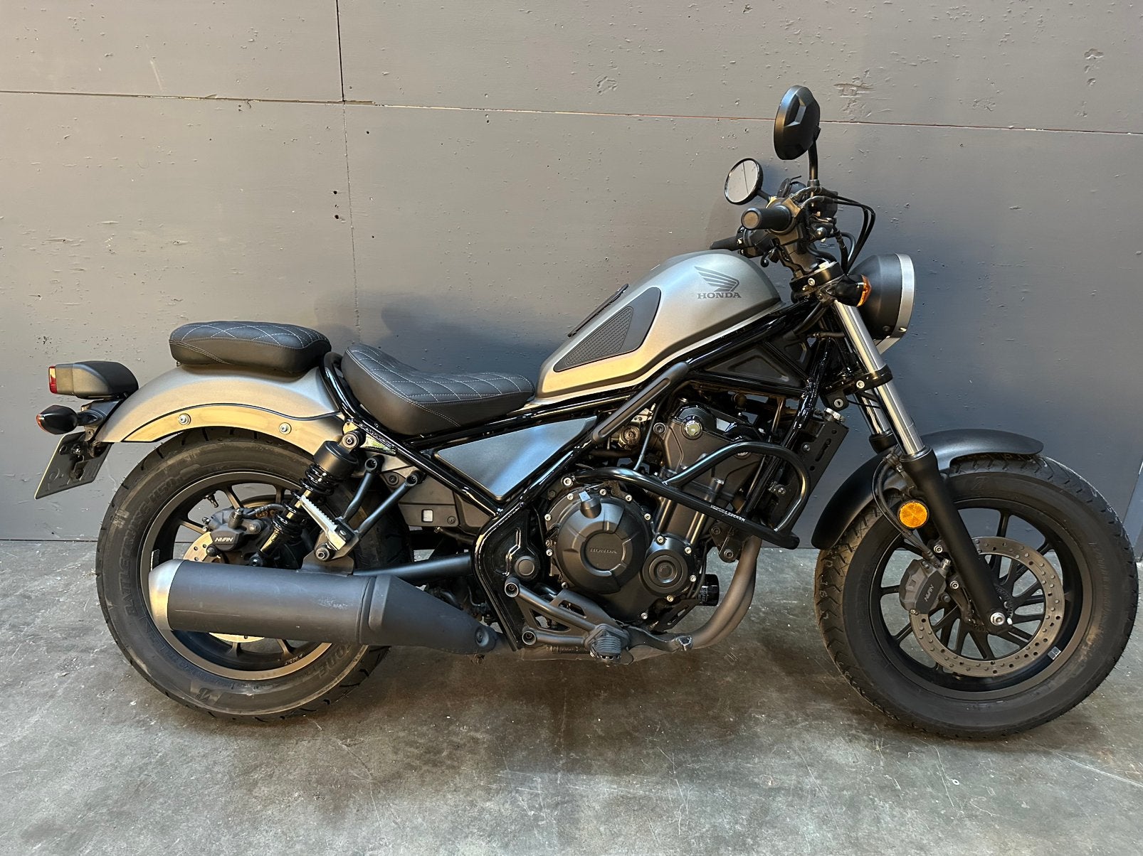 Honda Rebel CMX 500 2018 A2, ABS Navi nwe banden