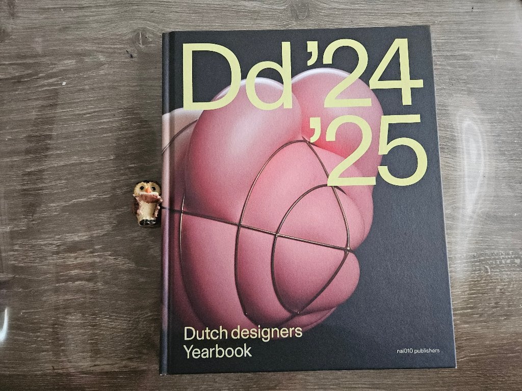 Dutch Designers Yearbook 2024 / 2025 (Barbara van Santen), Ophalen of Verzenden, Gelezen