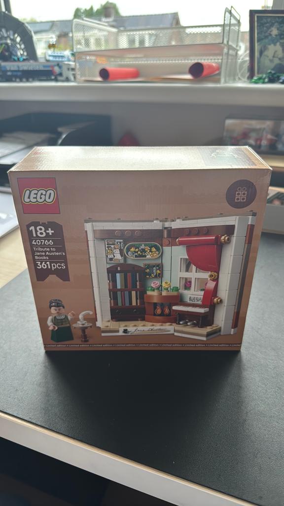 Lego 40766 ( a tribute to jane austens books), Kinderen en Baby's, Speelgoed | Duplo en Lego, Lego, Nieuw, Ophalen of Verzenden