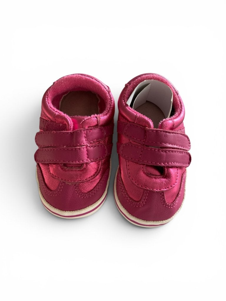 Koopje! Fuchsia klittenband babyschoentjes van Melton, Slofjes, Meisje, Ilewap, Nieuw