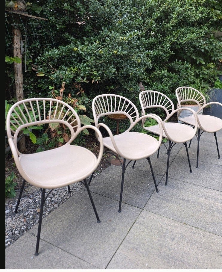 Set van vier prachtige ZGAN design kuipstoelen, Tuin en Terras, Ophalen, Zo goed als nieuw