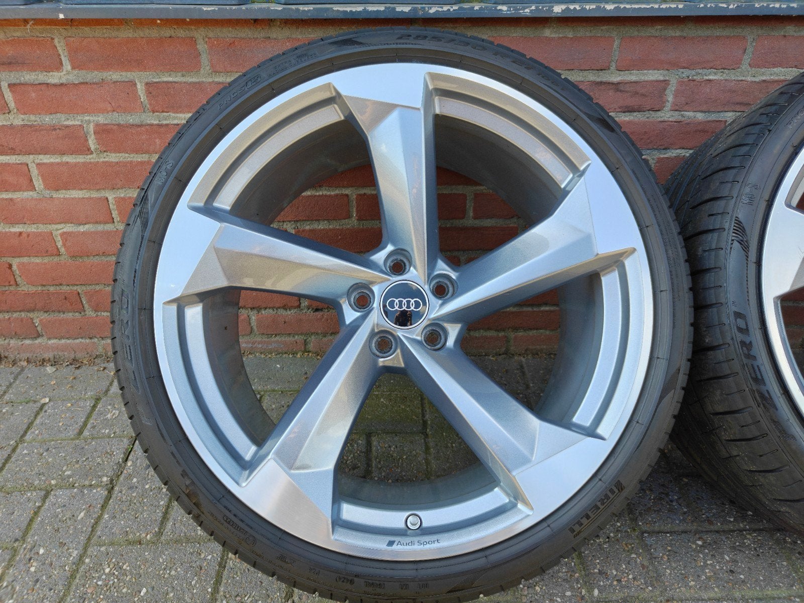Gave Originele 21 inch Audi RS6 Zomerset Pirelli TPMS, Ophalen, Audi, Gebruikt, 285 mm
