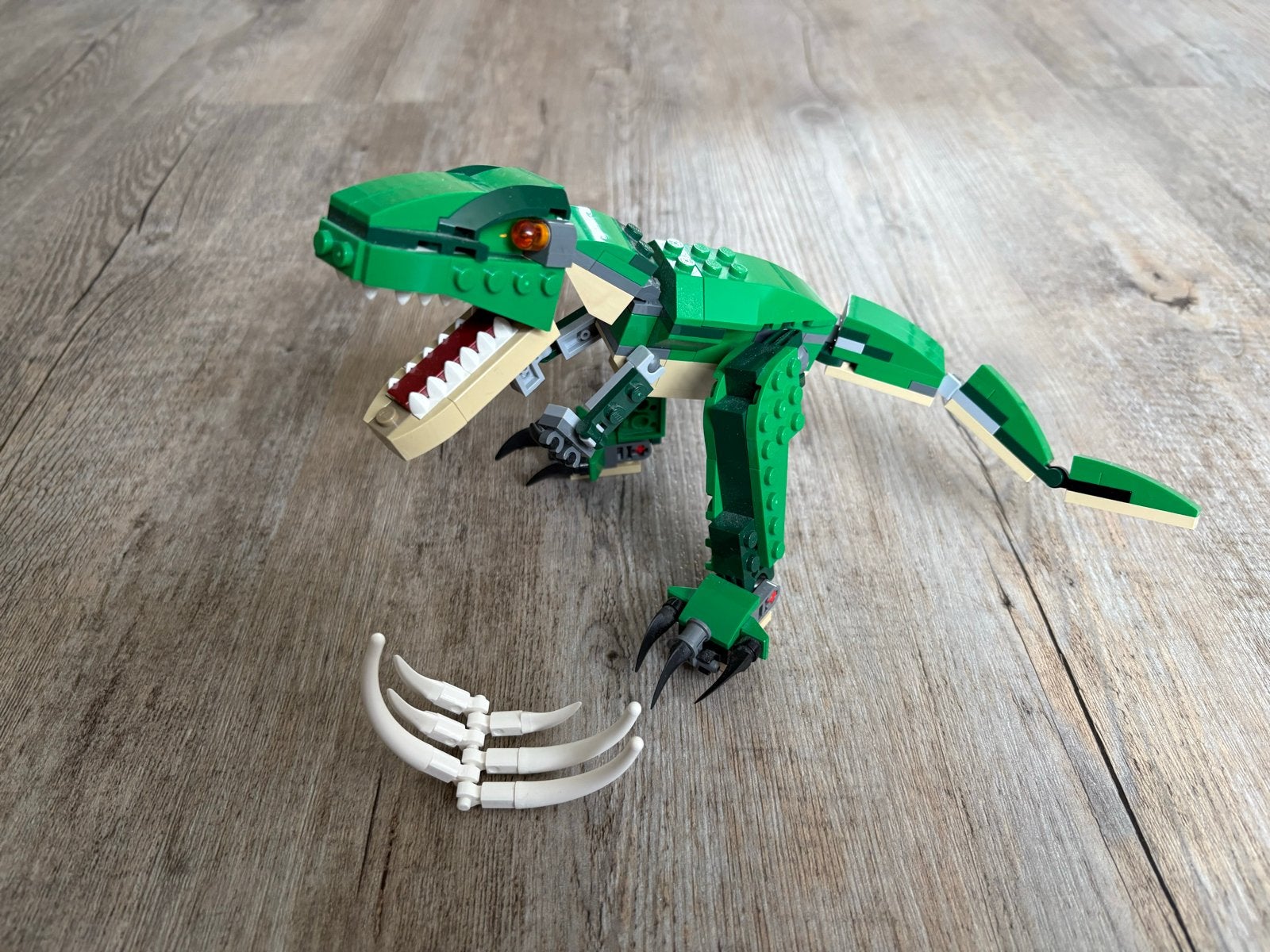 LEGO Creator Machtige Dinosaurussen - 31058 (3-in-1), Ophalen of Verzenden, Zo goed als nieuw