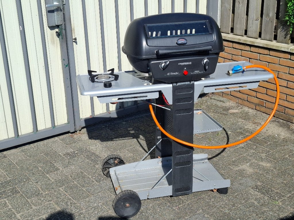 NETTE  CAMPINGAZ BBQ   EL PRADO MET  ZIJ BRANDER OP FRAME, Ophalen, Gebruikt