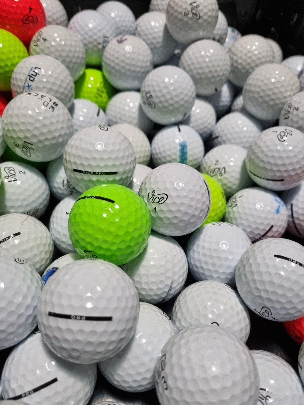 Vice Pro Golfballen - Z.G.A.N. - 50 stuks €75,00, Sport en Fitness, Ophalen of Verzenden, Zo goed als nieuw, Bal(len), Overige merken