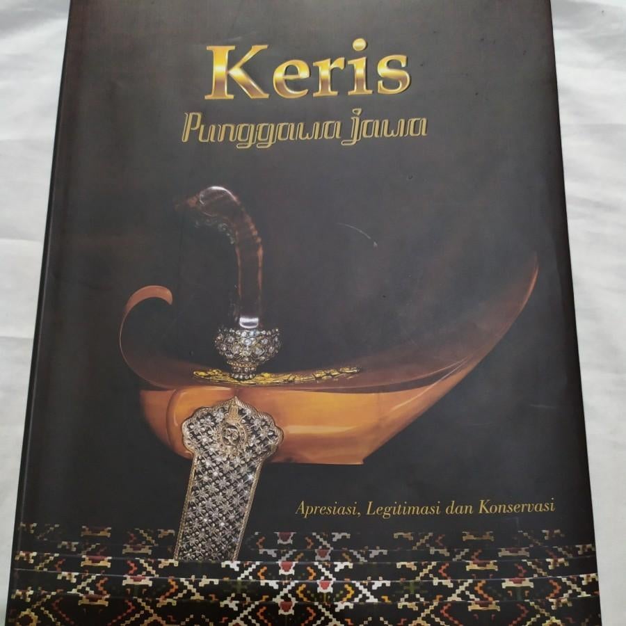 Boek Keris Punggawa Jawa Surakarta Kris Krissen BUCKPJ, Verzenden, Overige typen, Papier/karton, Indonesië
