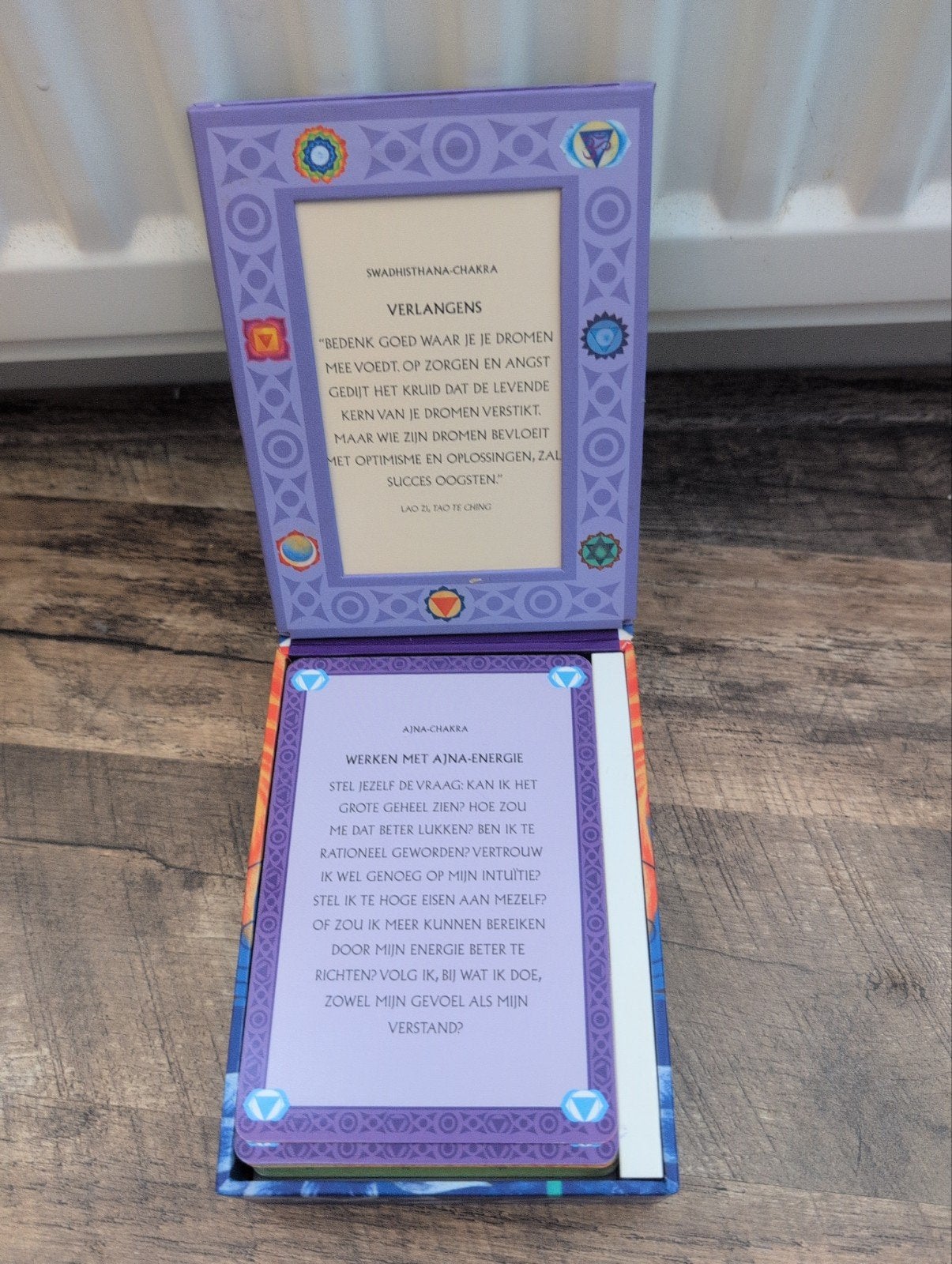 Chakra Meditatiekaarten - Swami Saradananda, Boeken, Meditatie of Yoga, Swami Saradananda, Ophalen of Verzenden, Zo goed als nieuw