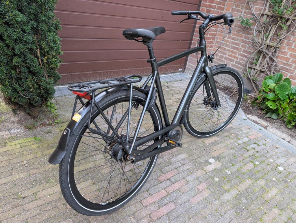 Batavus dinsdag nieuw model
7 versnellingen
hydraulische sch, Ophalen, Versnellingen, Batavus, 56 cm of meer