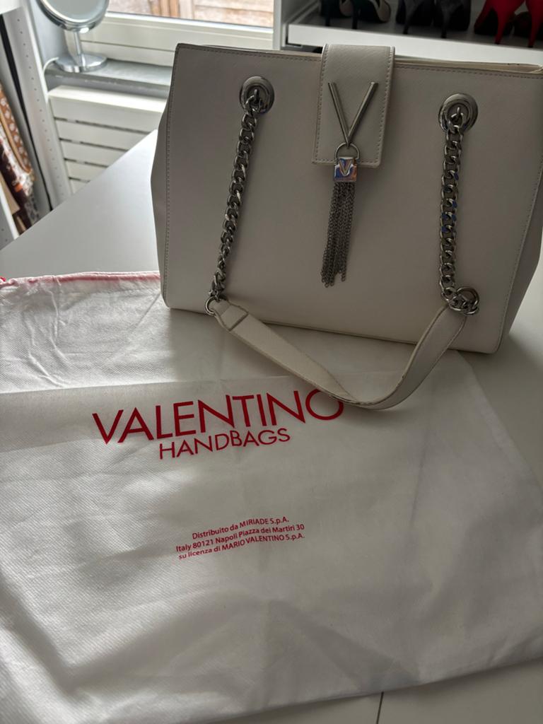 Valentino Handtas - Wit met zilveren kettingdetails, Ophalen of Verzenden, Zo goed als nieuw, Beige, Handtas