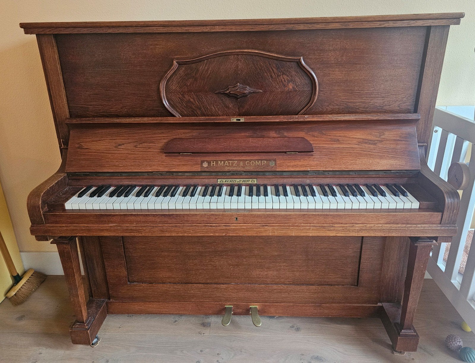 antieke piano ~1920, Ophalen, Gebruikt, Bruin, Piano