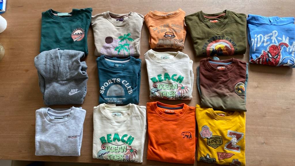 13 Jongens truien + broeken Z8 en Nike maat 116-122, Ophalen of Verzenden, Zo goed als nieuw