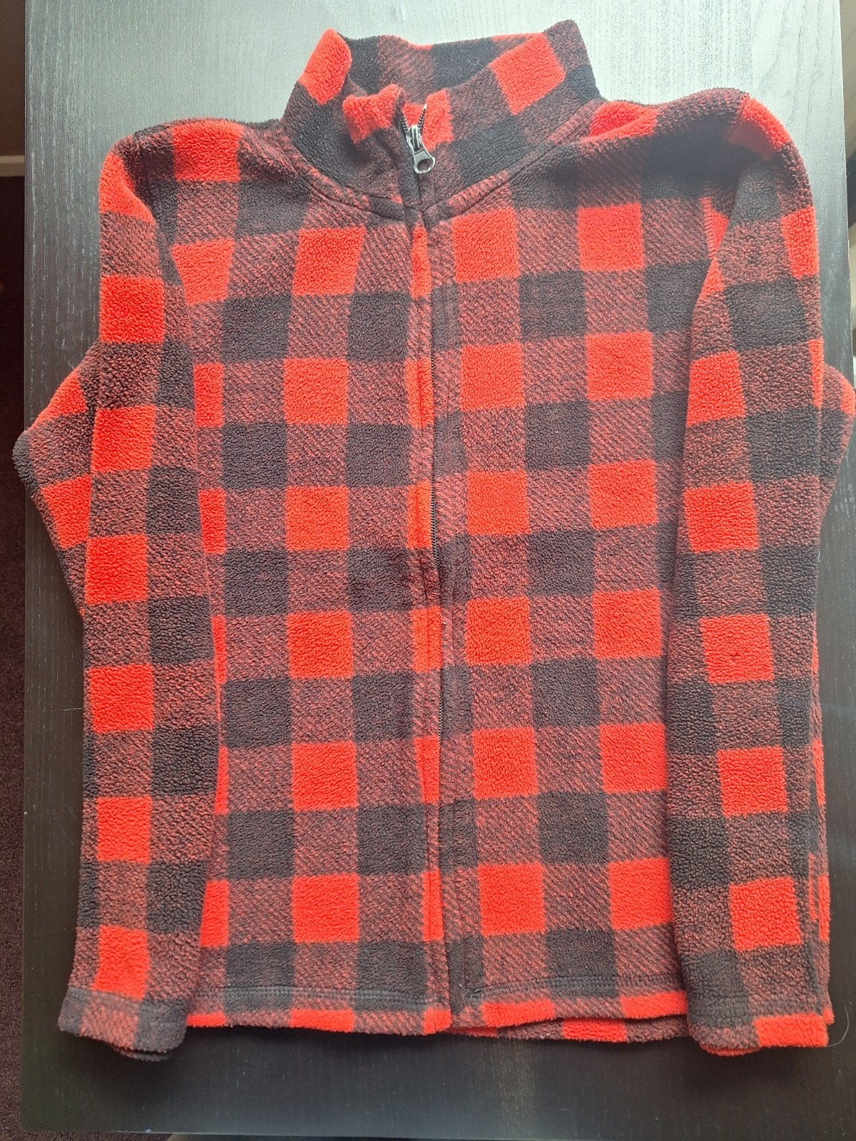 Rood-zwart geruit fleece vest maat 146, Kinderen en Baby's, Ophalen of Verzenden, Jongen, Trui of Vest