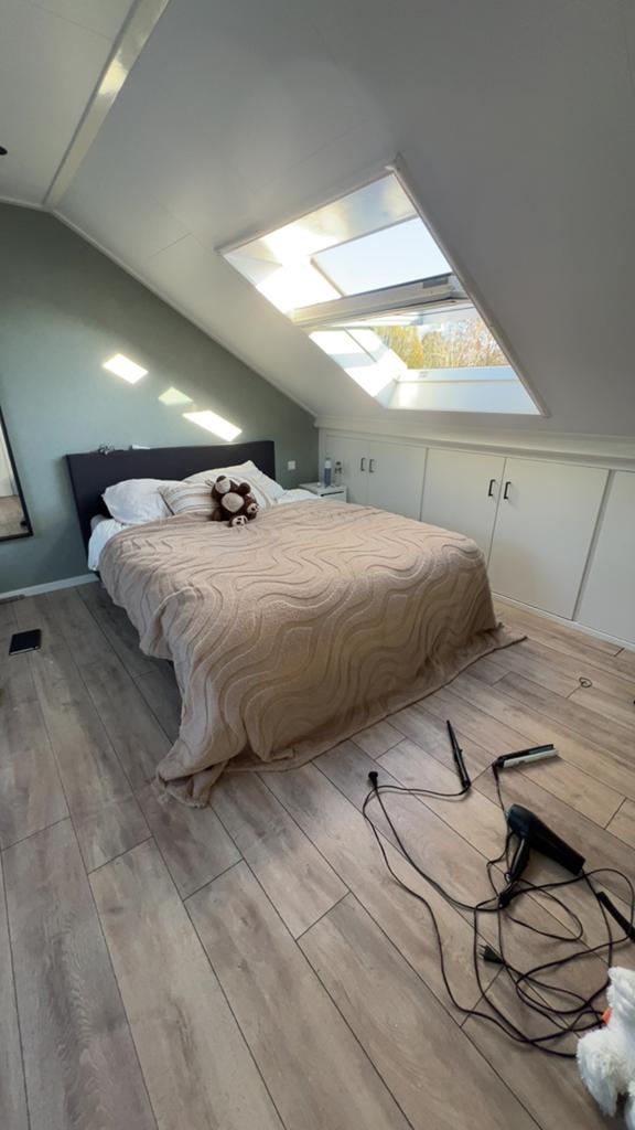 Comfortabel tweepersoonsbed met matras, Huis en Inrichting, Ophalen, Gebruikt, Tweepersoons, 180 cm