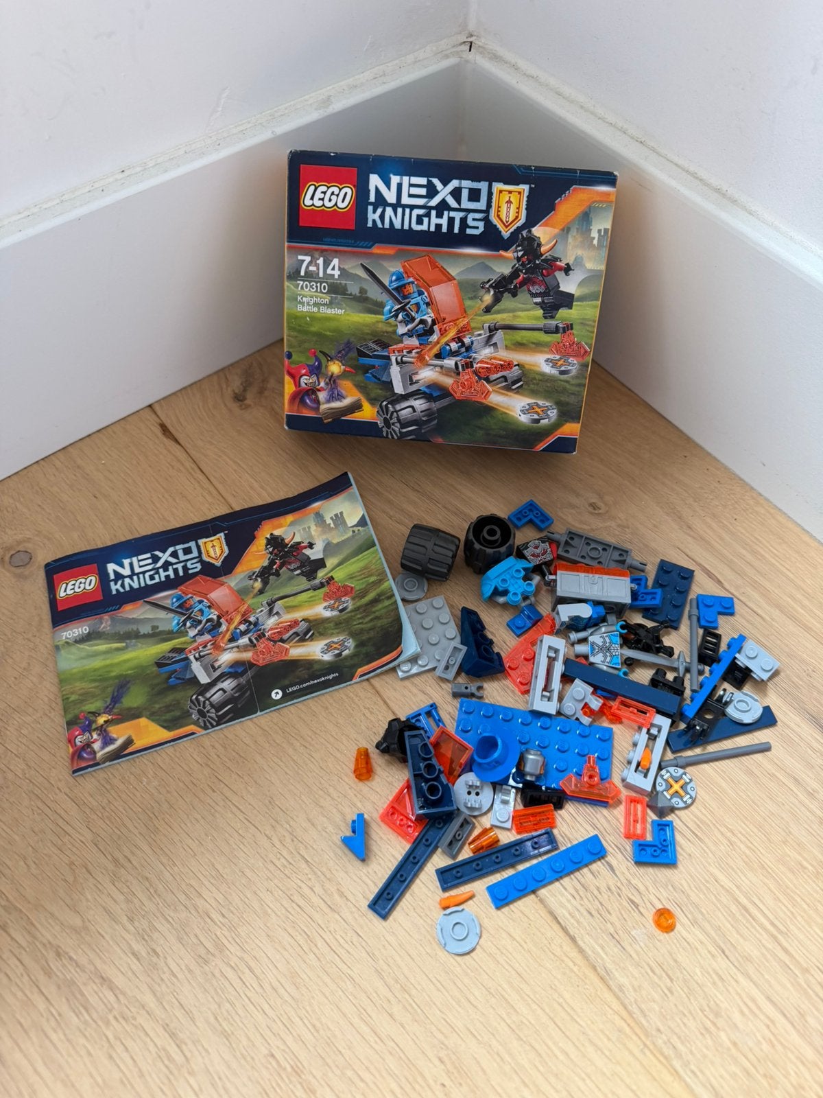 Lego nexo knights 70310, Inclusief accessoires, Overige thema's, Lego, Ophalen of Verzenden