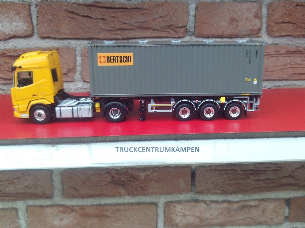 WSI  Daf  XF  met  Container  Trailer  van  Bertschi., Ophalen of Verzenden, Nieuw, Bus of Vrachtwagen, Wsi