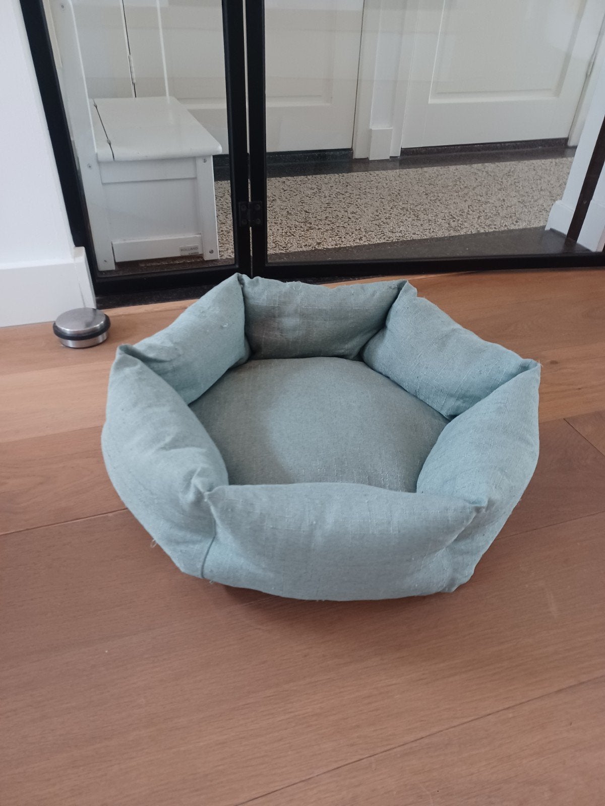 Kattenmand, Ophalen