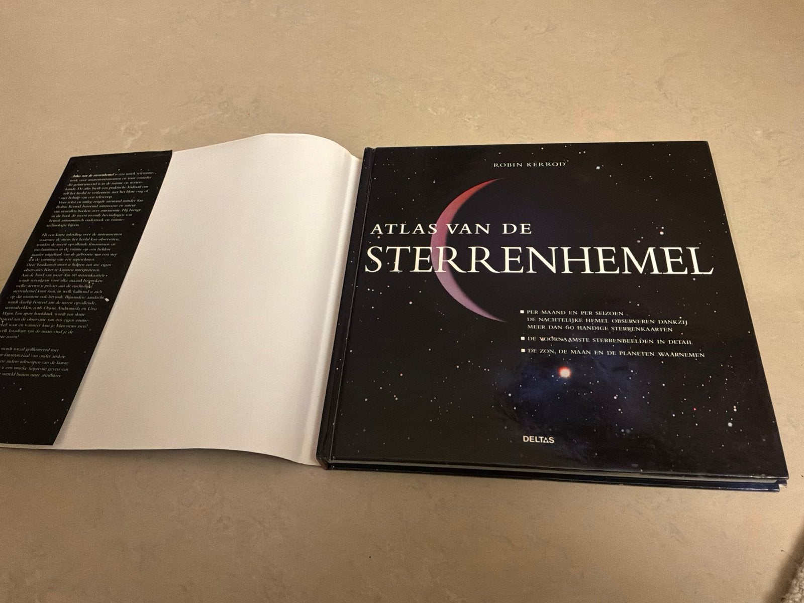 Atlas van de sterrenhemel Robin Kerrod hardcover goede staat, Ophalen of Verzenden, Zo goed als nieuw, Natuur algemeen