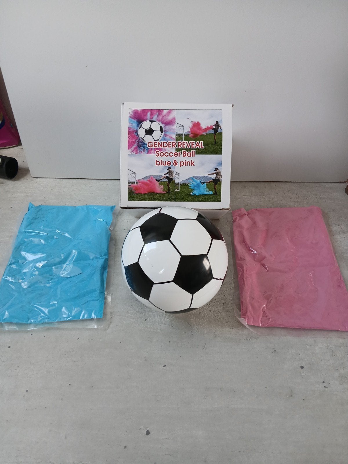 46 x Nieuw Gender reveal voetbal roze en blauw in 1 pakket, Ophalen, Nieuw