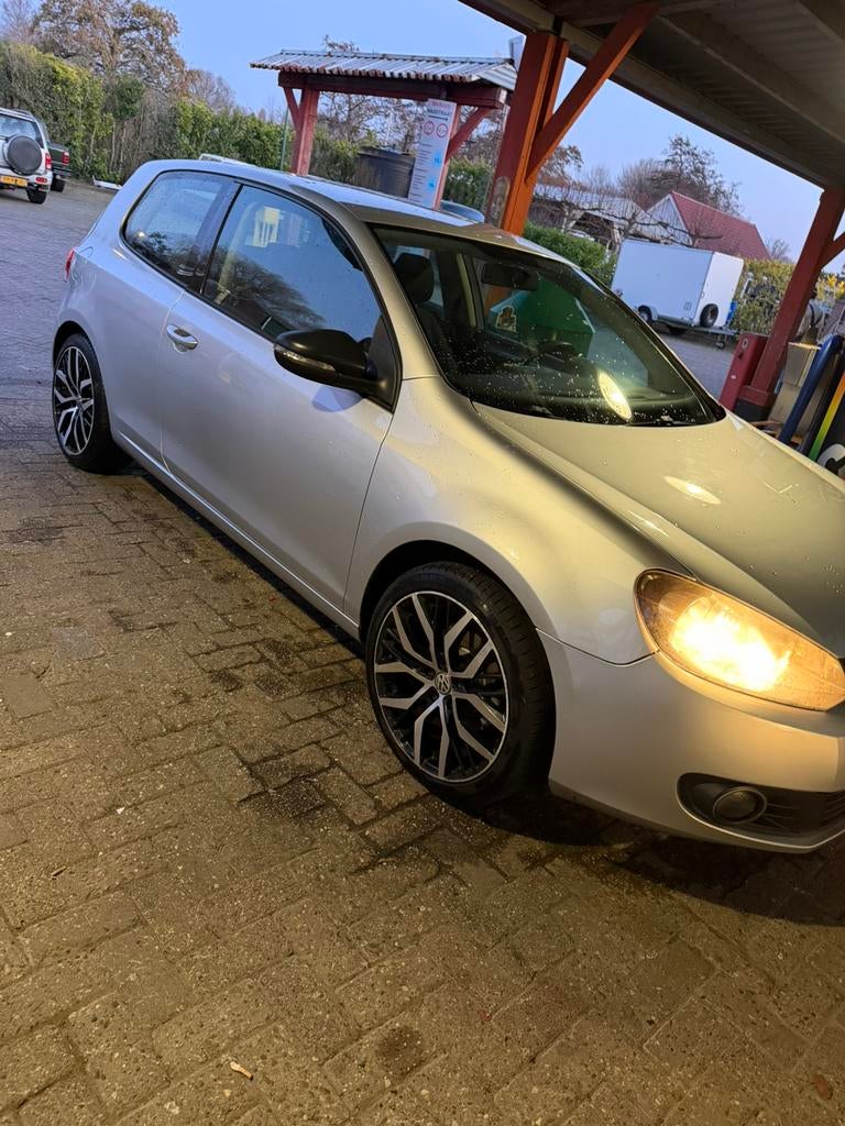 Volkswagen Golf 1.6 75KW 2009 Grijs stage 1 apple carplay, Voorwielaandrijving, 4 cilinders, 610 kg, 1200 kg