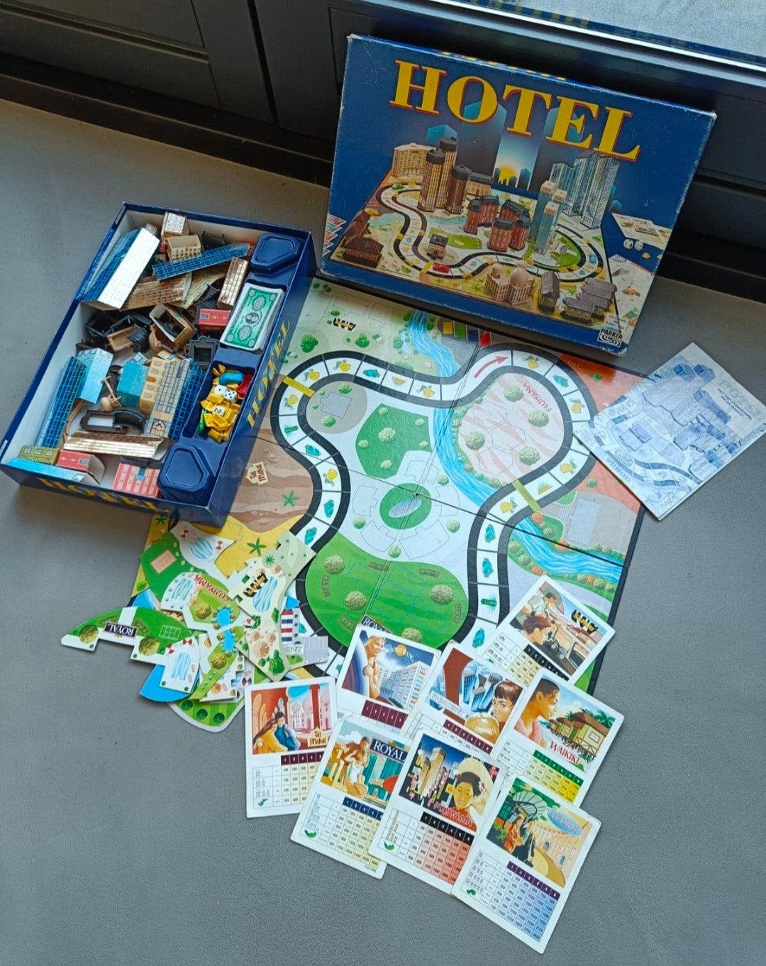Klassiek bordspel Hotel, Hobby en Vrije tijd, Gezelschapsspellen | Bordspellen, Drie of vier spelers, Ophalen of Verzenden, Gebruikt
