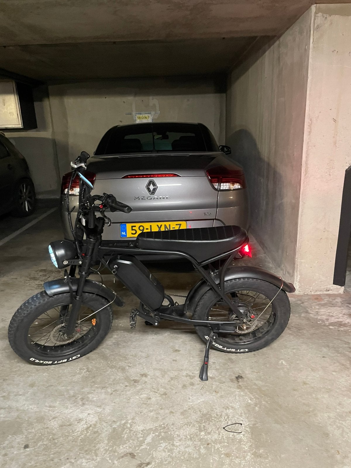 Ouxi v8, Fietsen en Brommers, 59 cm of meer, Ophalen, Zo goed als nieuw, Overige merken