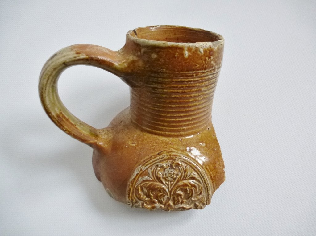 Prachtig fragment van 16e eeuwse Steengoed KAN; bodemvondst!, Ophalen of Verzenden