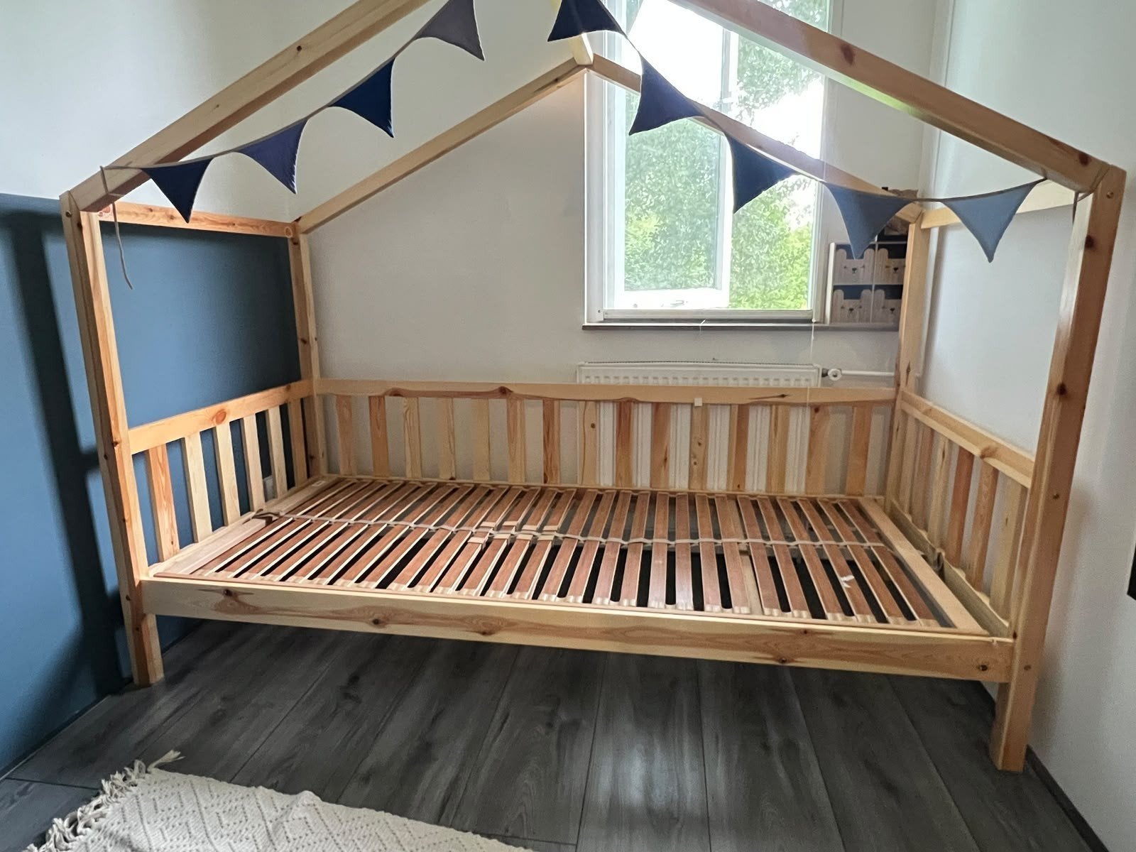 Vipack Dallas huisbed 90x200 cm met stevige lattenbodem, Ophalen, 85 tot 100 cm, Zo goed als nieuw, Lattenbodem