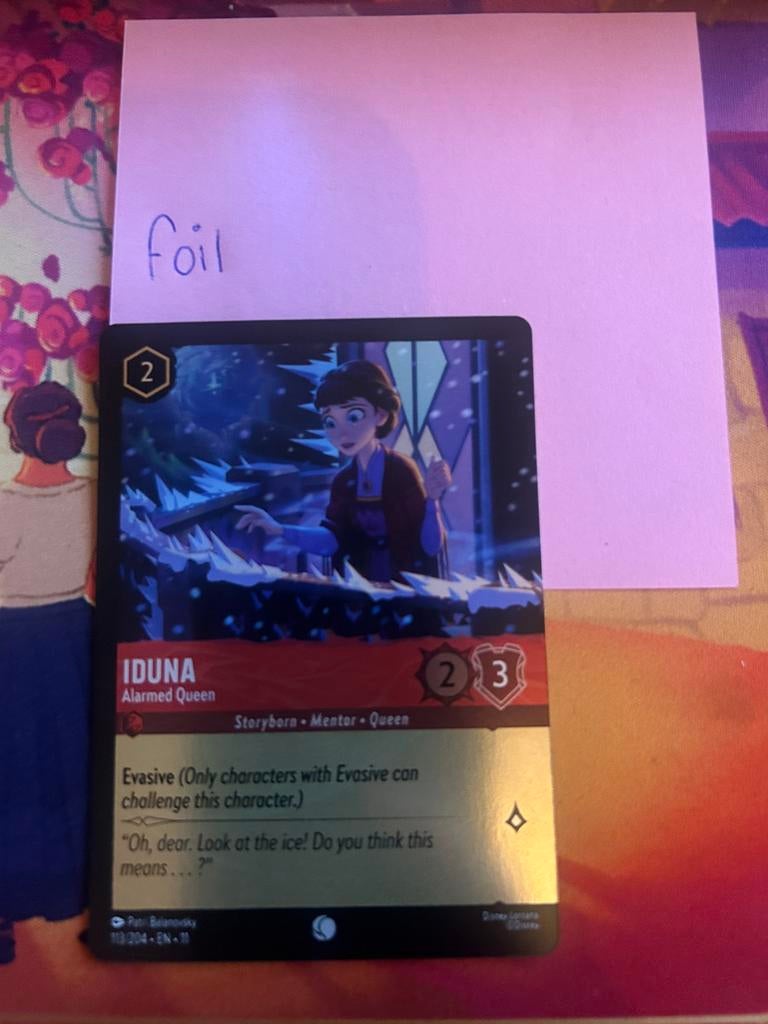 Iduna alarmed queen foil, Ophalen, Nieuw, Foil