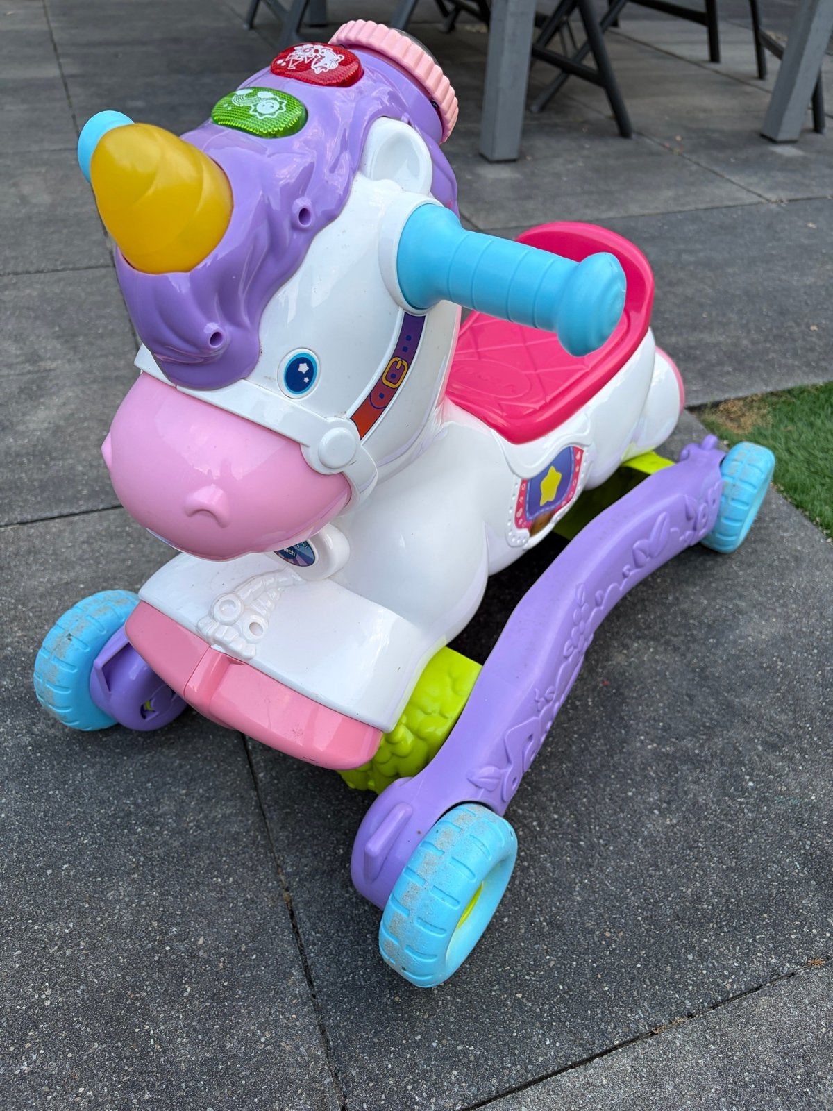 VTech Hobbelpaard en Loopwagen Eenhoorn, Ophalen, Gebruikt, 6 maanden tot 2 jaar