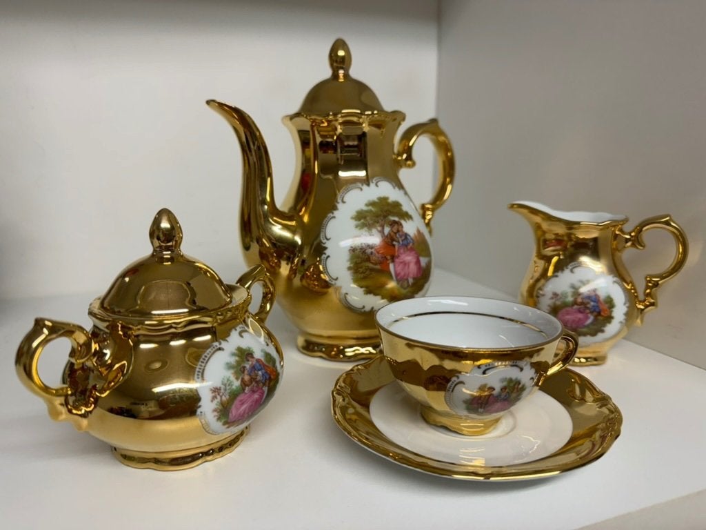 Schaller 6 persoons mokka servies 24 karaat, Antiek en Kunst, Antiek | Servies compleet, Ophalen of Verzenden