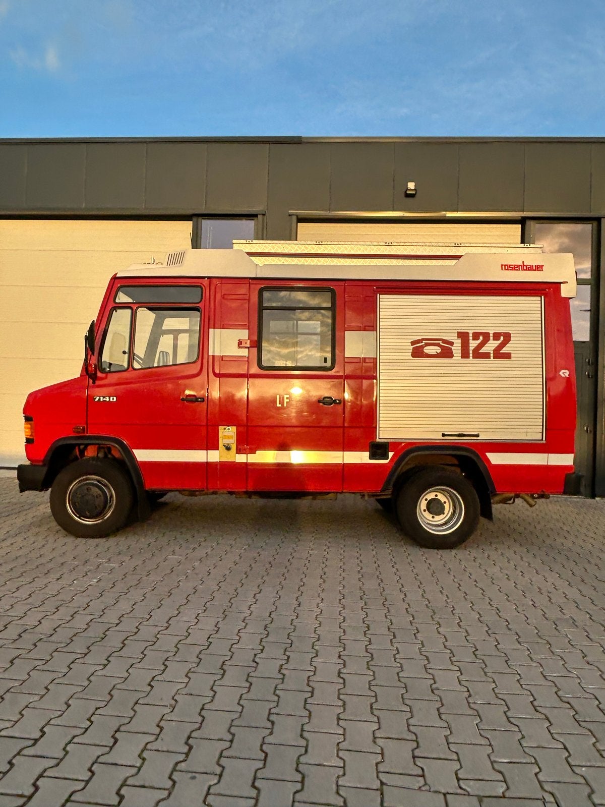 Mercedes 714D Vario 6 bak!!! Sperdiff, Euro 2, Overige modellen, 3000 kg, Grijs