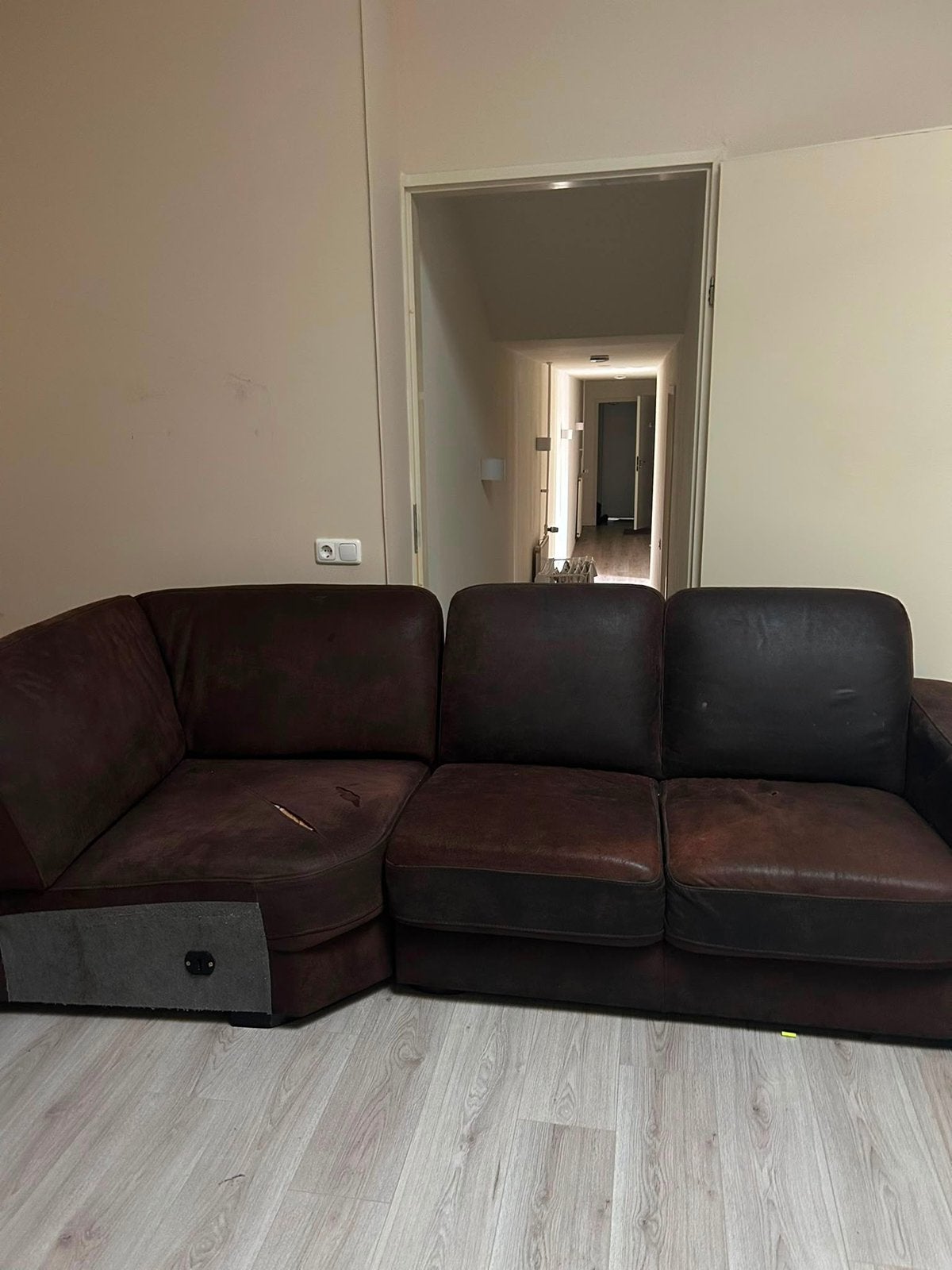 Sofa for free pick up today!, Ophalen, Zo goed als nieuw