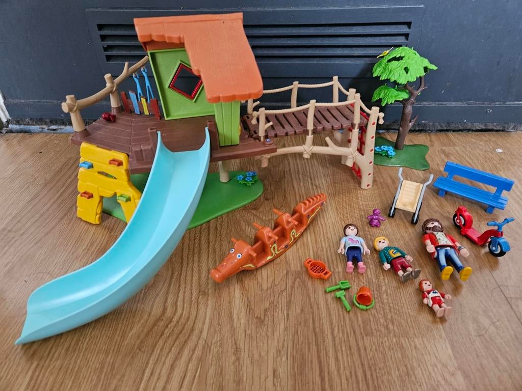Playmobil speeltuin met boomhut, klimrek en glijbaan, Kinderen en Baby's, Speelgoed | Playmobil, Ophalen of Verzenden, Gebruikt