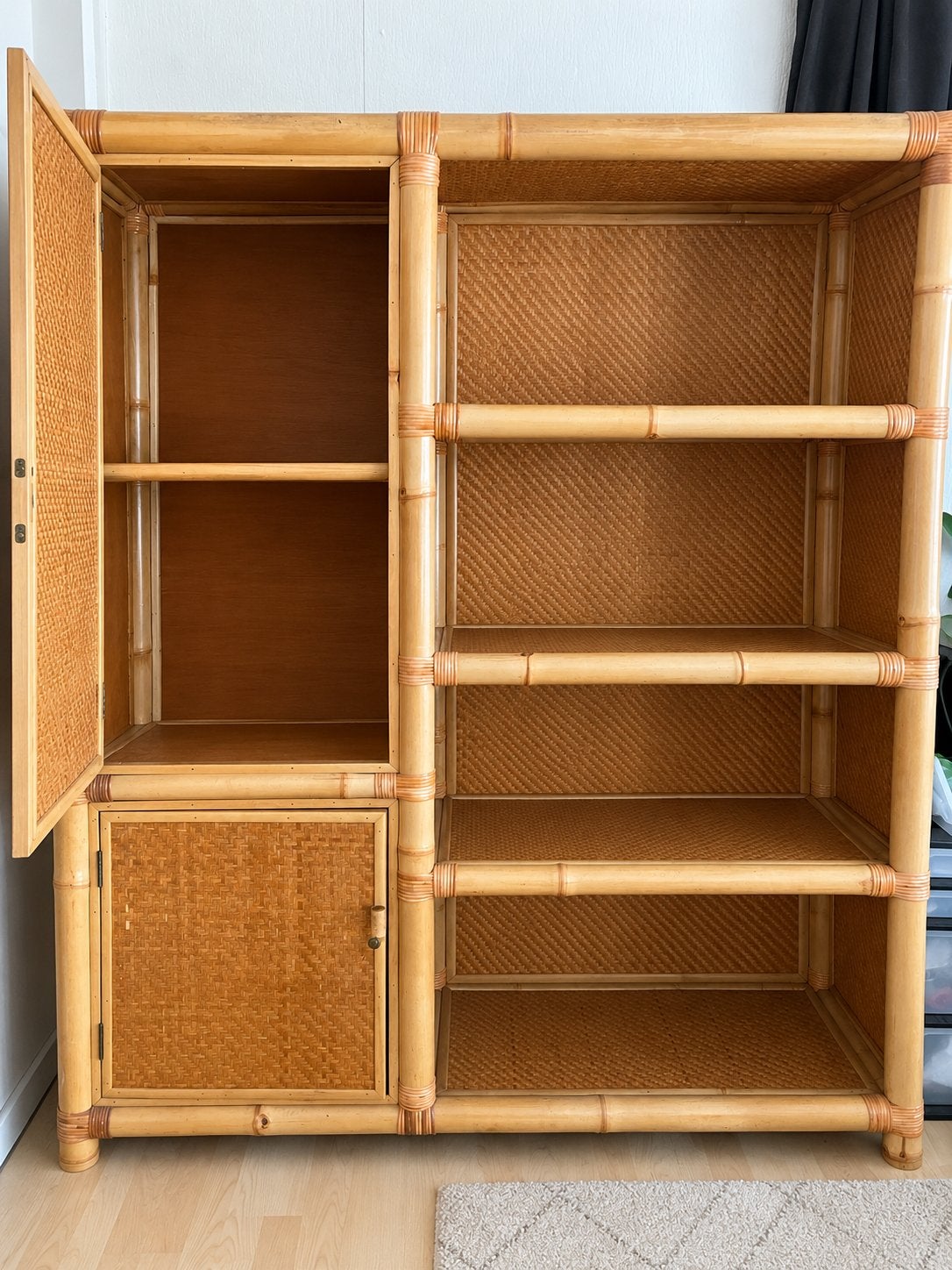 Vintage bamboe kast met rotan details - Indonesisch, Ophalen of Verzenden, Gebruikt