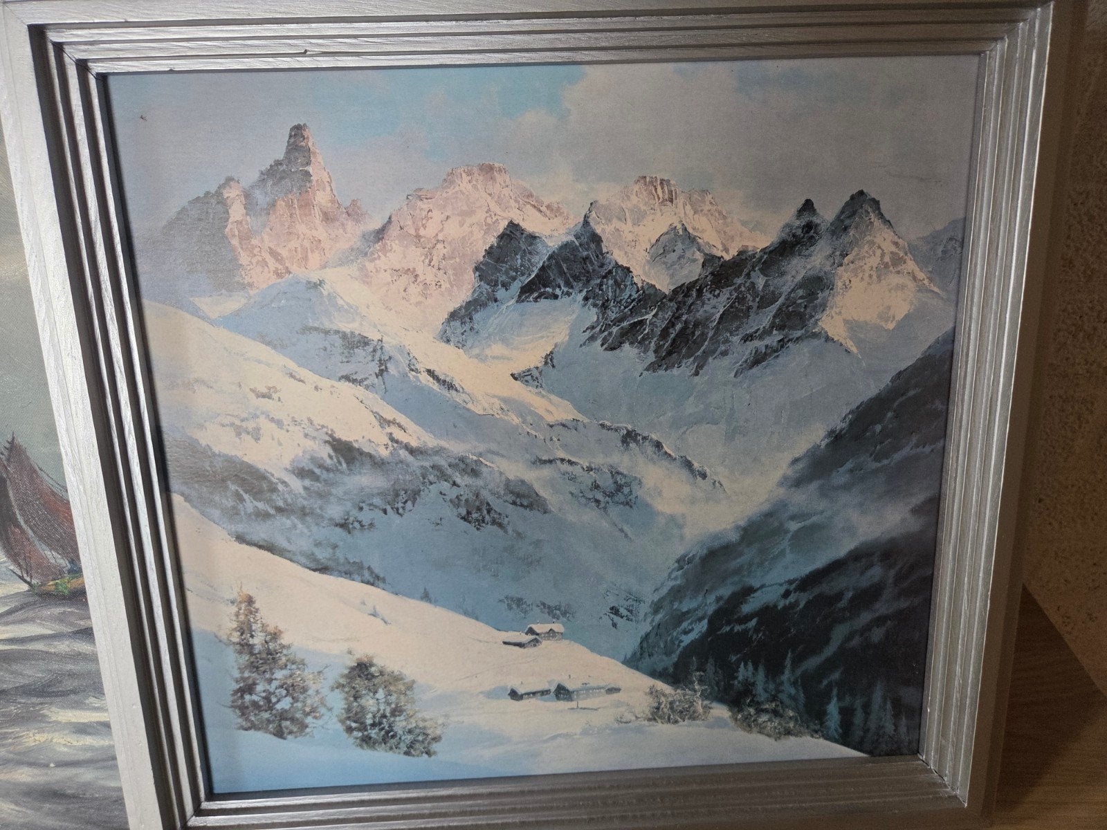 Schilderij besneeuwde bergen met huisjes, Antiek en Kunst, Kunst | Schilderijen | Klassiek, Realistisch, Landschap, Olieverf, Ingelijst