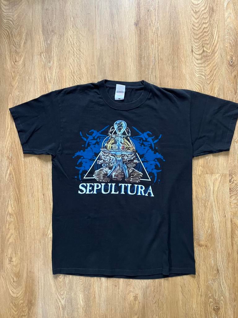 Sepultura tourshirt - Machine Messiah - 2018 - mt L, Maat 48/50 (M), Zwart, Ophalen of Verzenden, Fruit of the loom