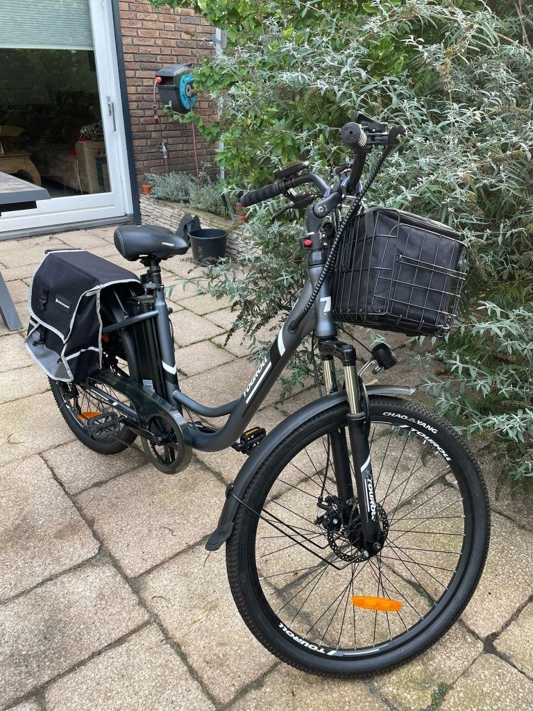 Touroll B1 Electric Bike, 26 Inch Electric Bike for Adults, Fietsen en Brommers, Gebruikt, 47 tot 51 cm, 50 km per accu of meer