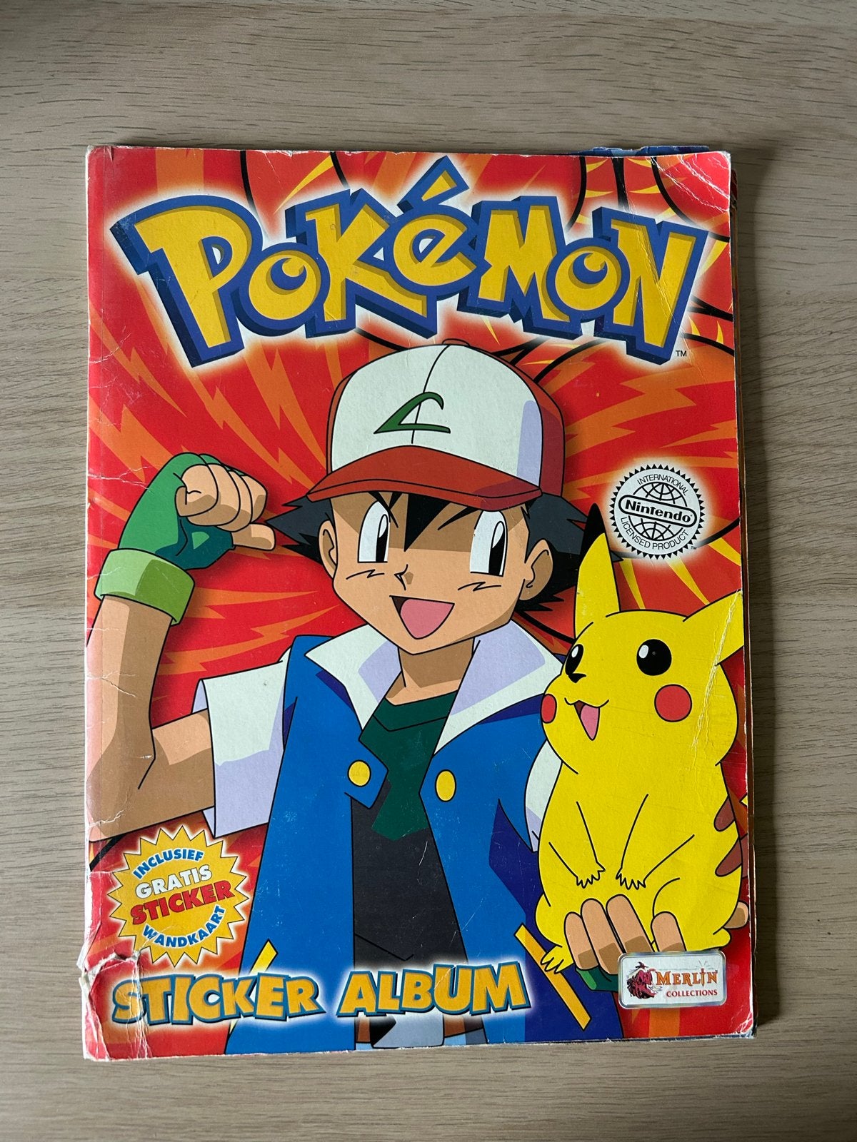 Merlin/Topps Pokémon Sticker Album 2000 - Volledig, Ophalen of Verzenden, Gebruikt, Boek of Catalogus