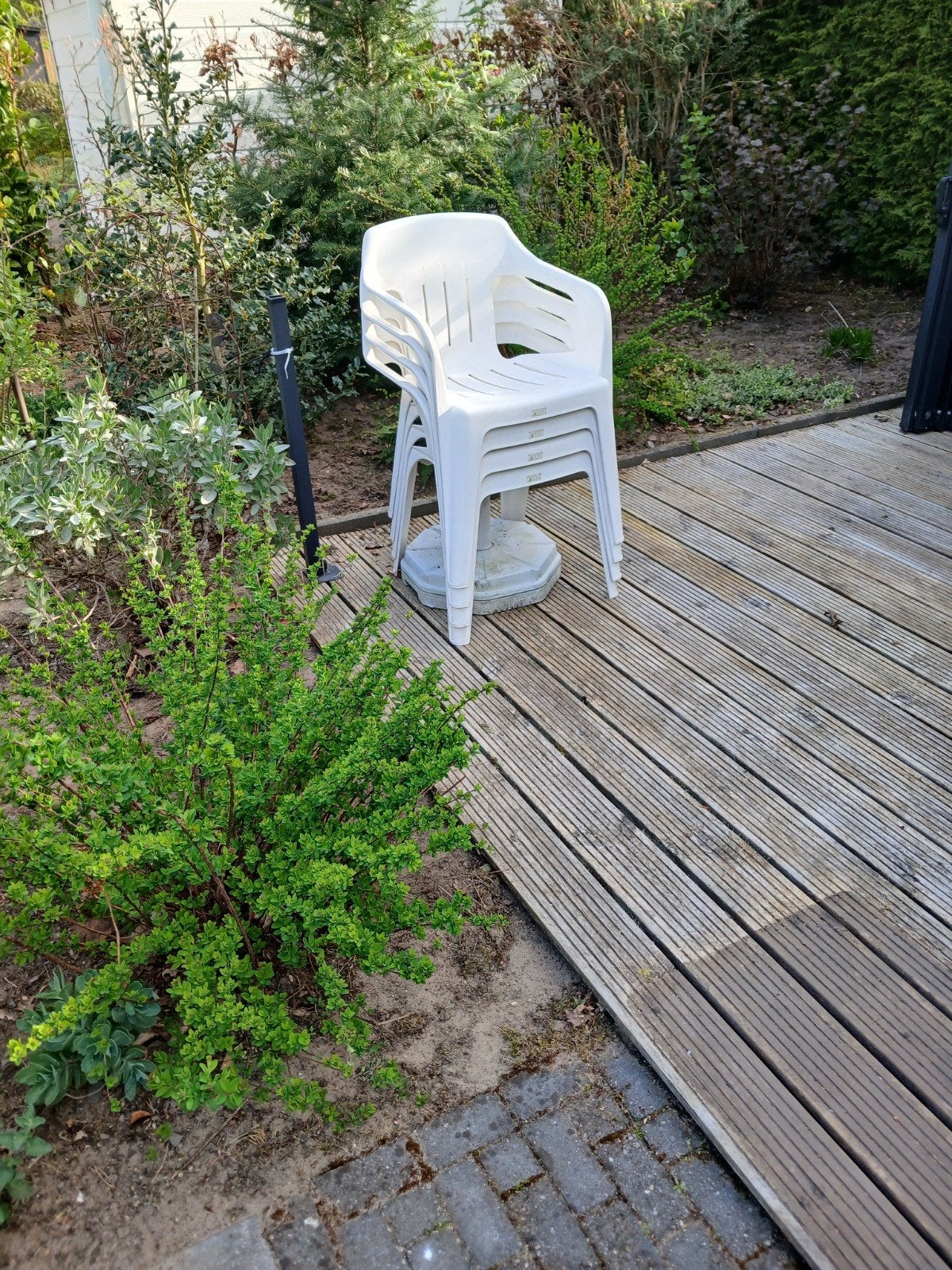 4 leuke witte Jardin stoelen., Ophalen of Verzenden, Gebruikt, Kunststof, Stapelbaar