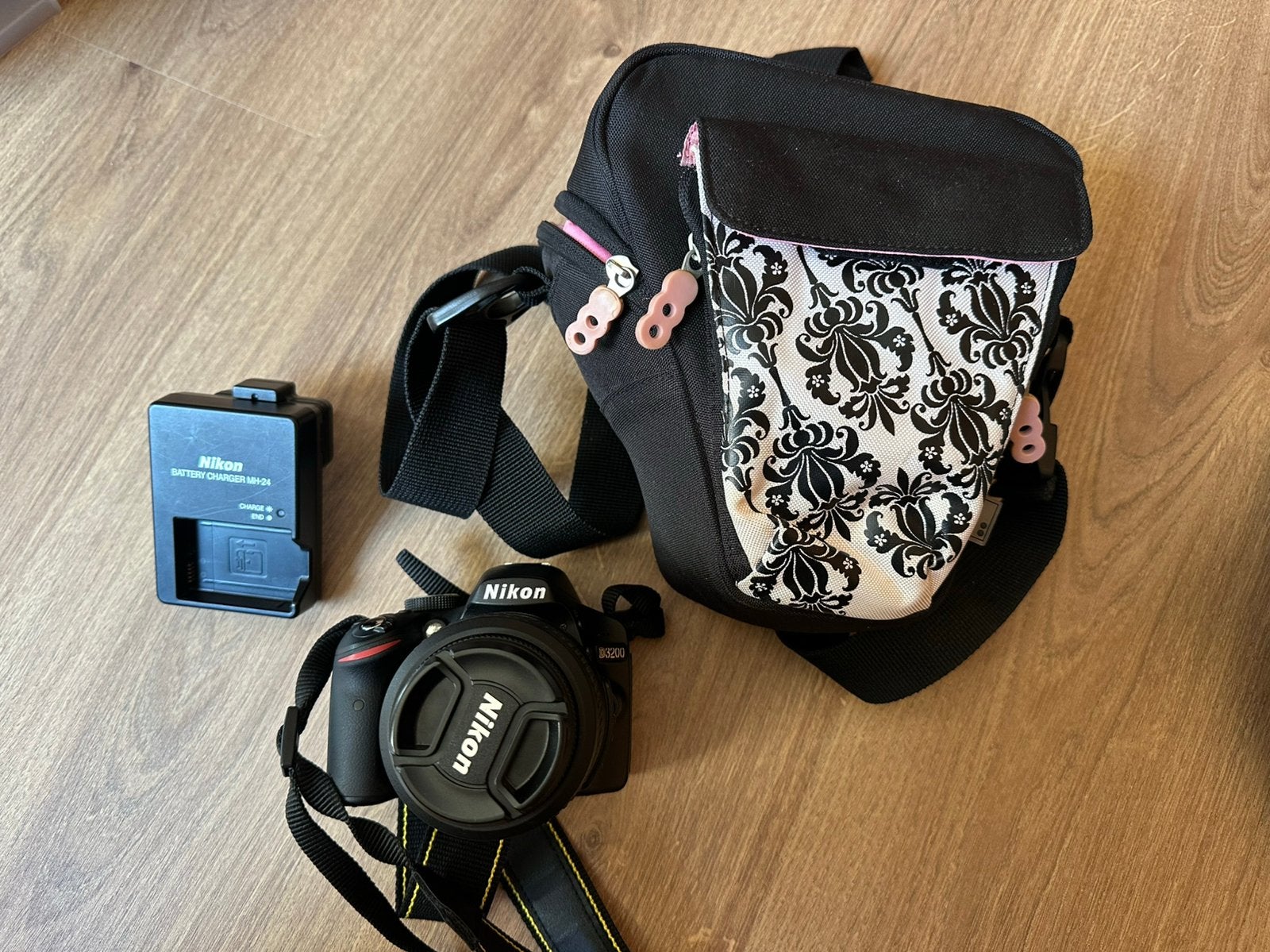 Nikon D3200 Camera met 18-55 mm lens, Ophalen of Verzenden, Zo goed als nieuw, Nikon