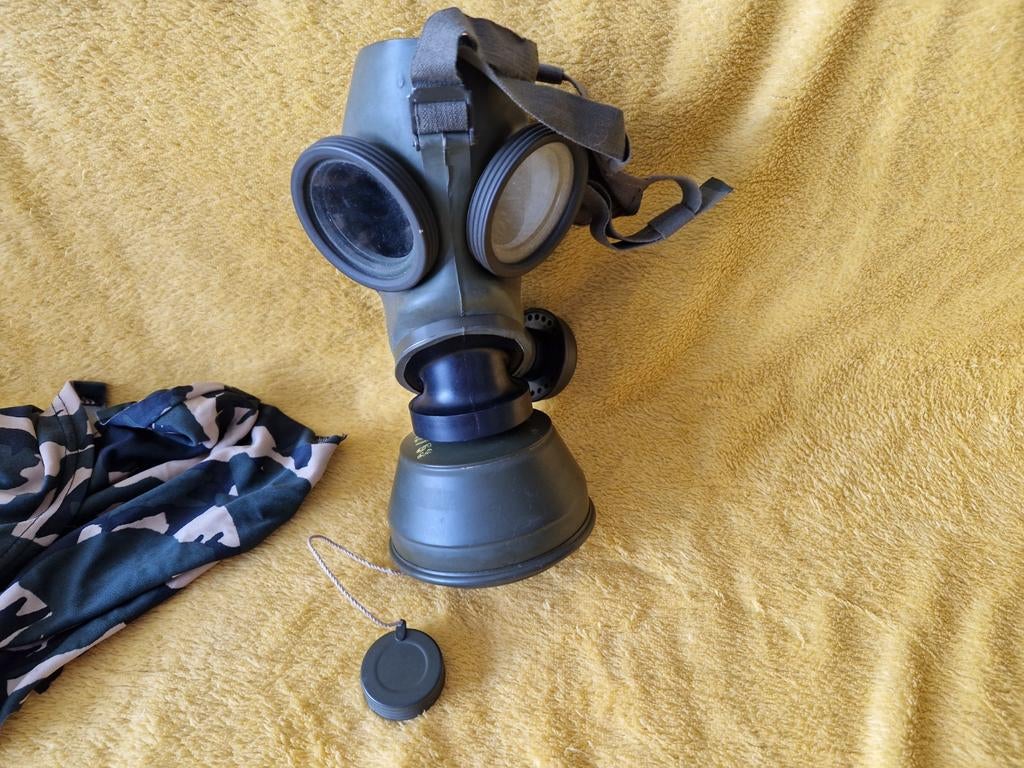 Vintage Gasmasker 1953 - Militair Verzamelobject, Ophalen of Verzenden, Overige soorten, Overige gebieden, Overige typen