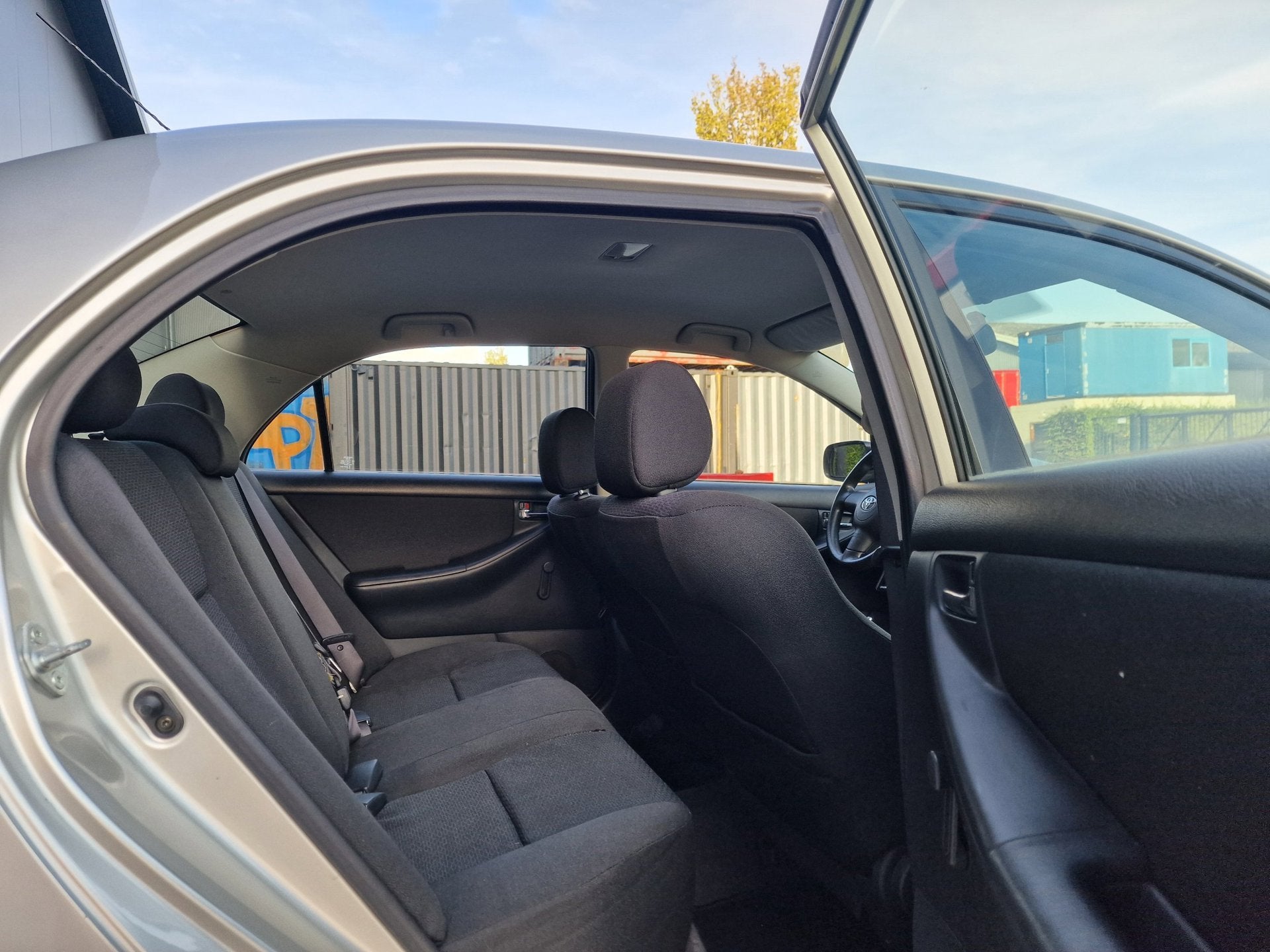 Foto 11 van Toyota Corolla 1.6 VVT-i Linea Terra AIRCO IJSKOUD 2 X SLEUT