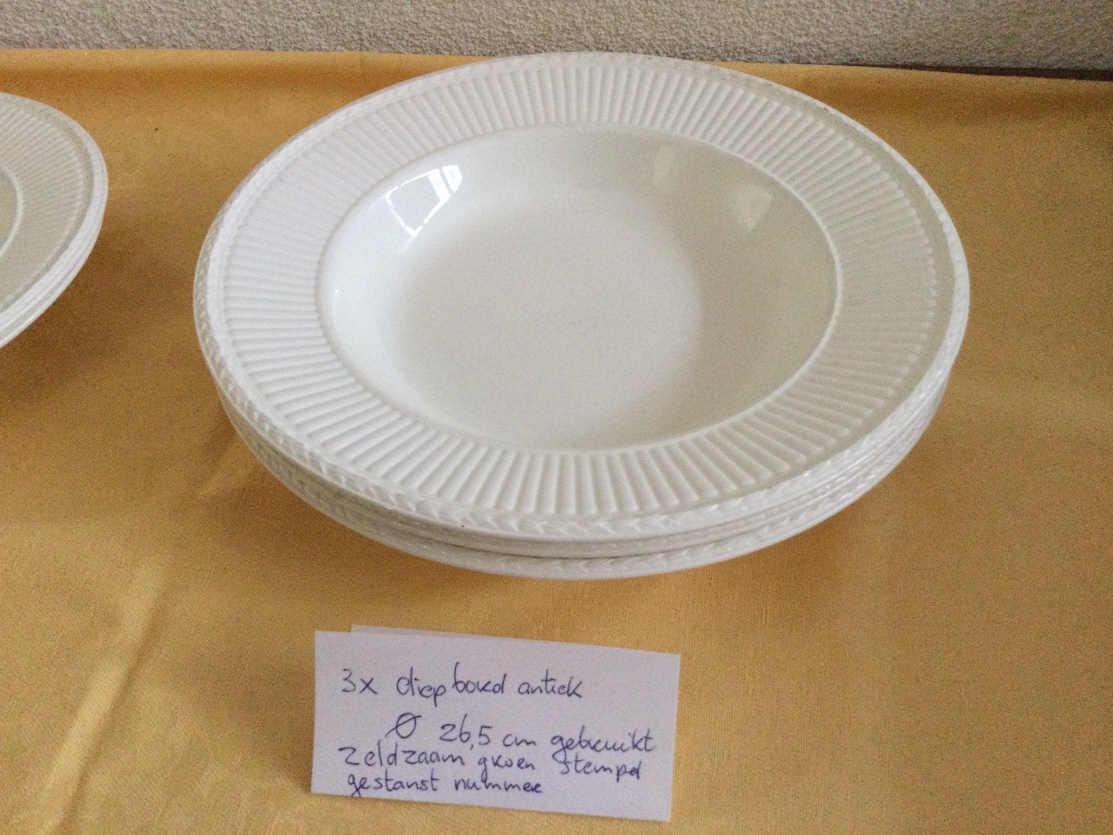 Wedgwood Edme 3 antieke diepe borden 26,5cm met, Antiek en Kunst, Antiek | Servies los, Ophalen of Verzenden