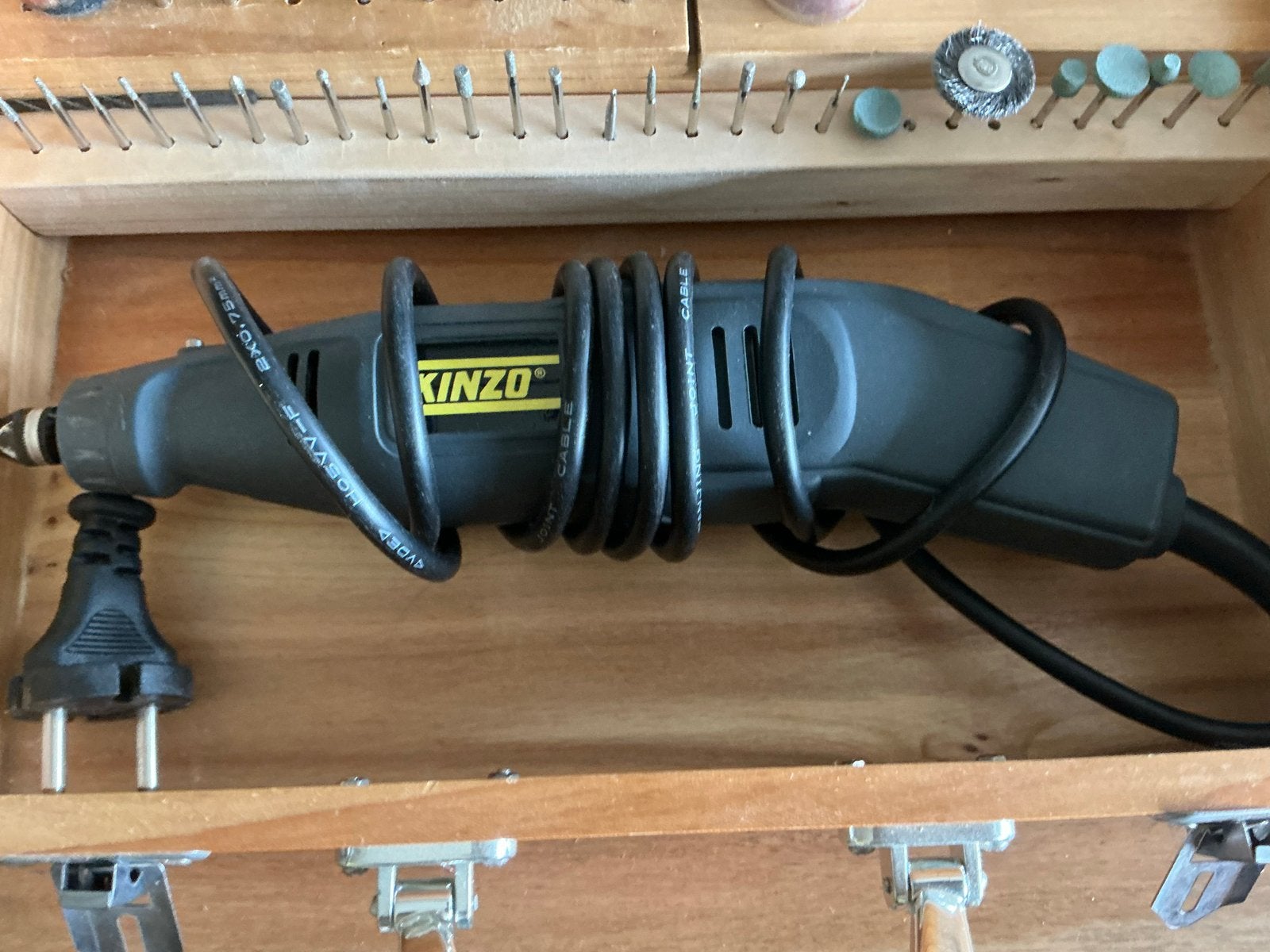 Kinzo Multitool met accessoires in houten kist, Ophalen of Verzenden, Gebruikt, Multitool, Overige merken